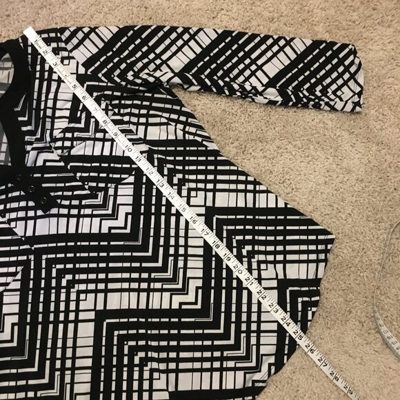Ricki's Retro B&W Zigzag Stretchy Tunic Shirt - Picture 14 of 16